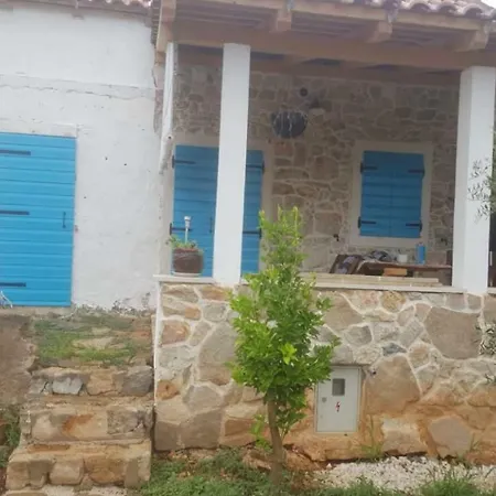 Dream House * Zaglav