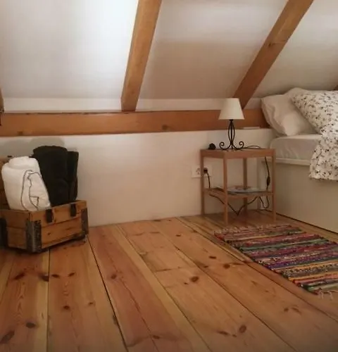 Dream House * Zaglav